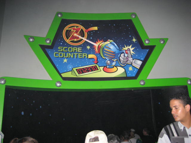 buzz lightyear disneyworld